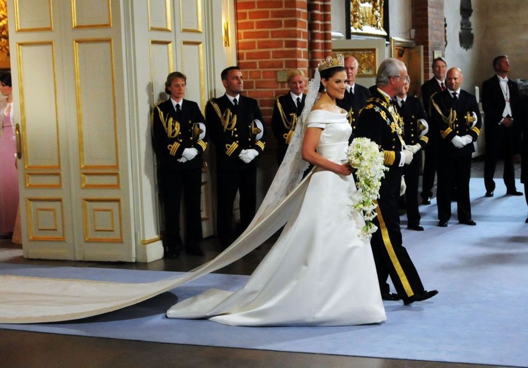 卢森堡王储妃的婚纱图片