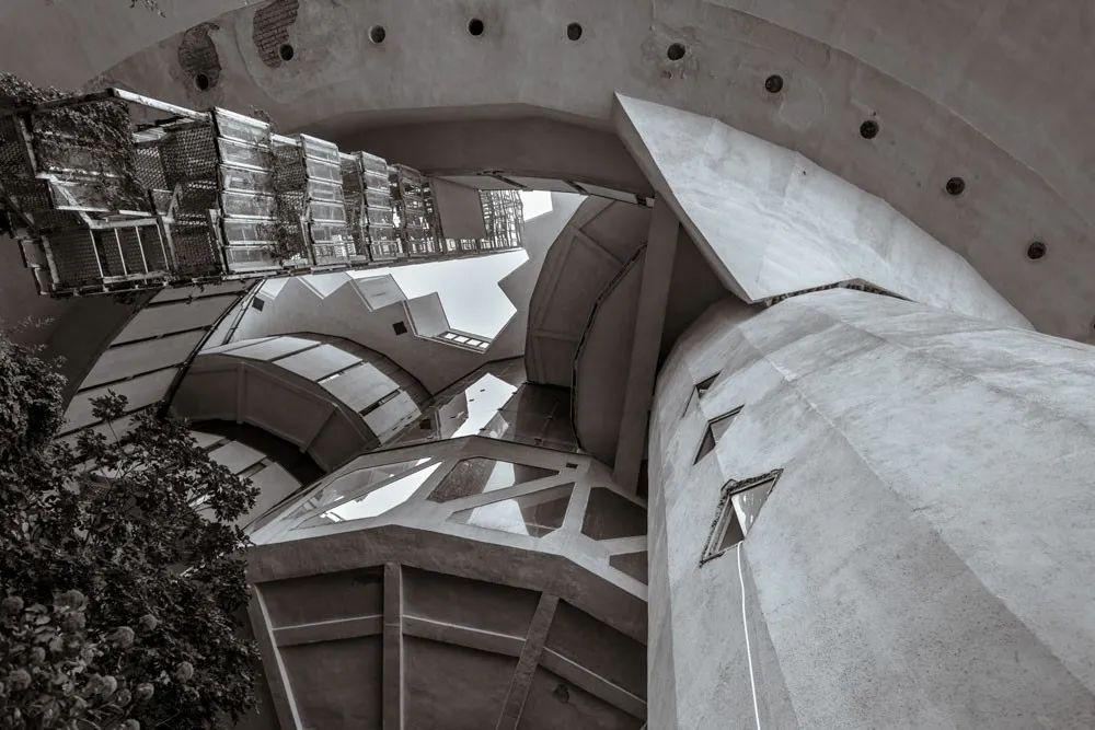 空研所粗野主义建筑水泥铸就的巨大沉默物体