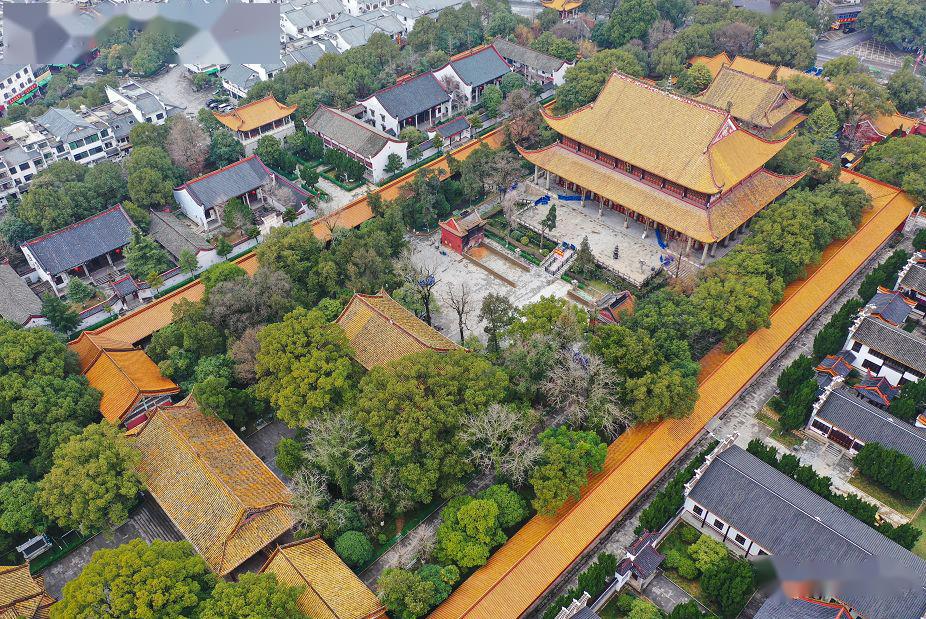 刚刚发布关于暂停开放南岳大庙等室内宗教活动场所的公告