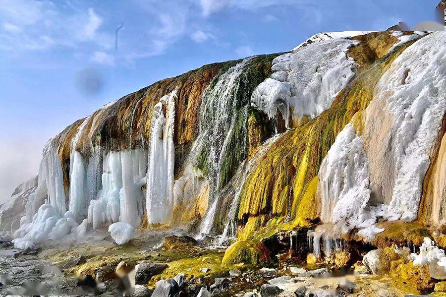 周末旅游好去处:到岗什卡看七彩瀑布,感受水与冰的完美结合!