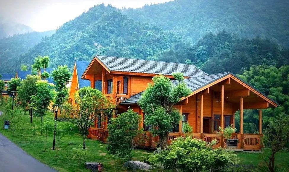 莫负春日好时光给您安利两个周末度假好去处