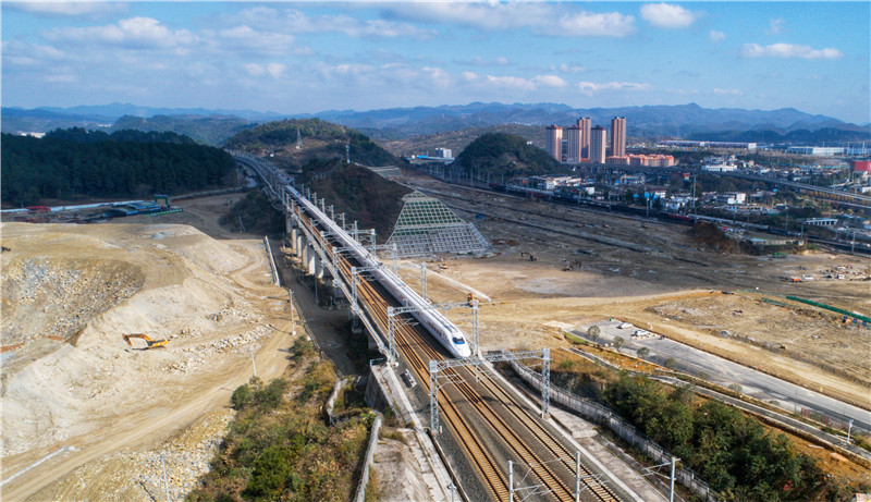 贵阳市将积极推进一批重大铁路,物流枢纽等项目开工建设,以双龙—改貌