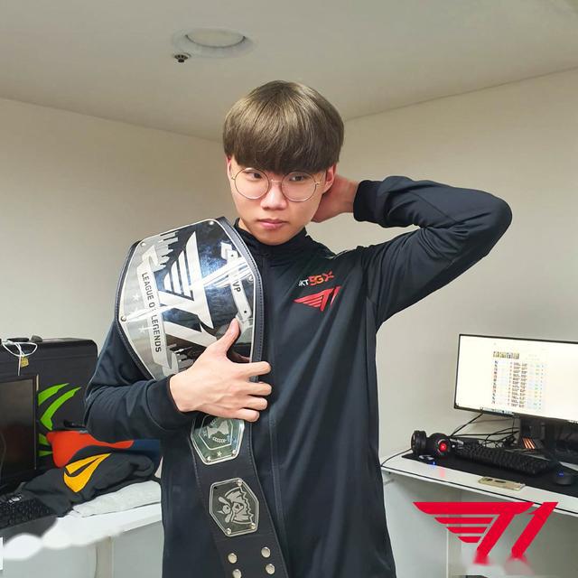 t1更博:今晚t1选定的mvp是 canna!