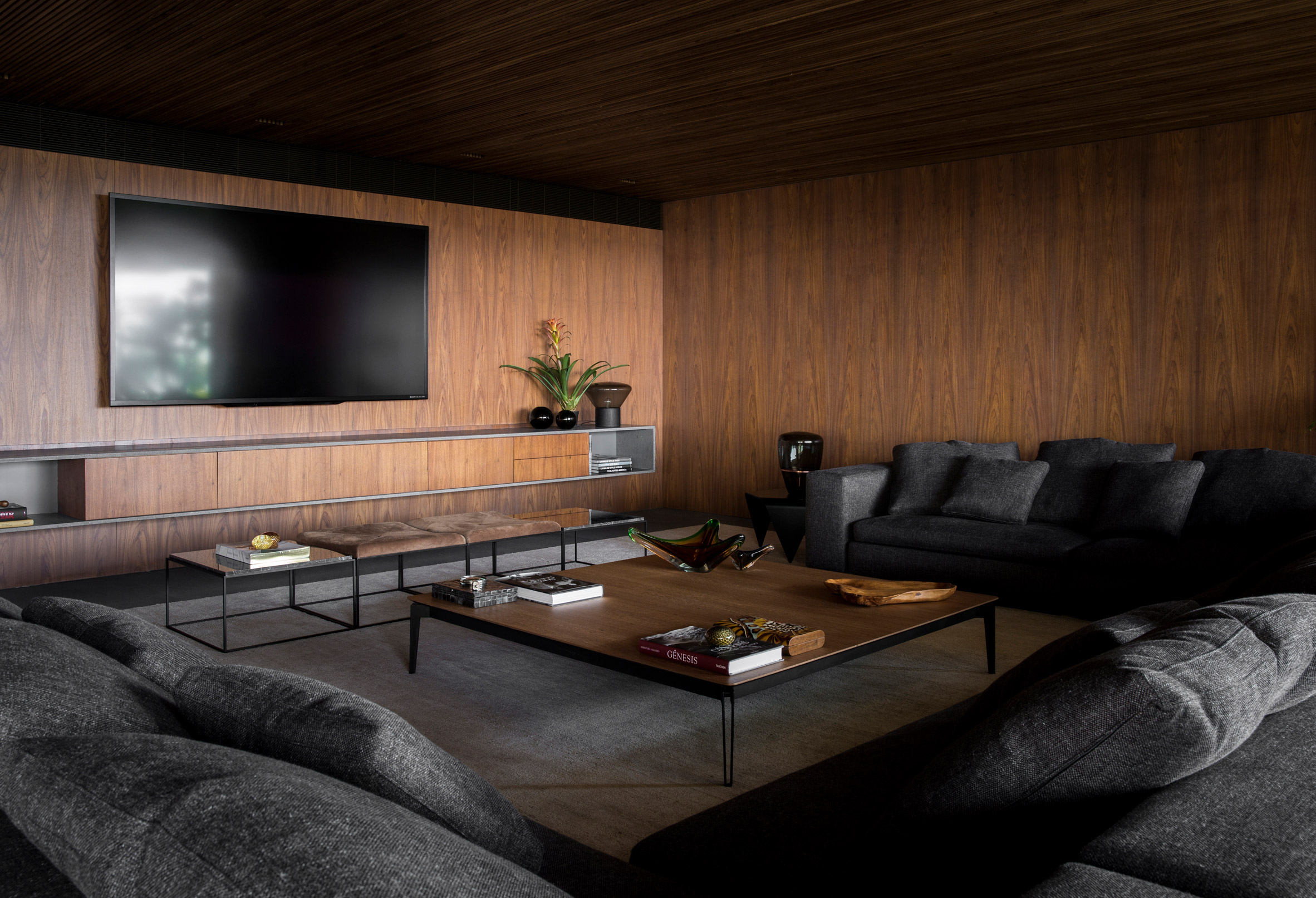 玄武岩地板用得好,高级质感扑面而来