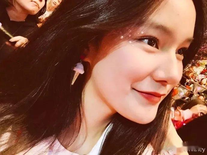 又美又欲的王一小姐姐pick起来