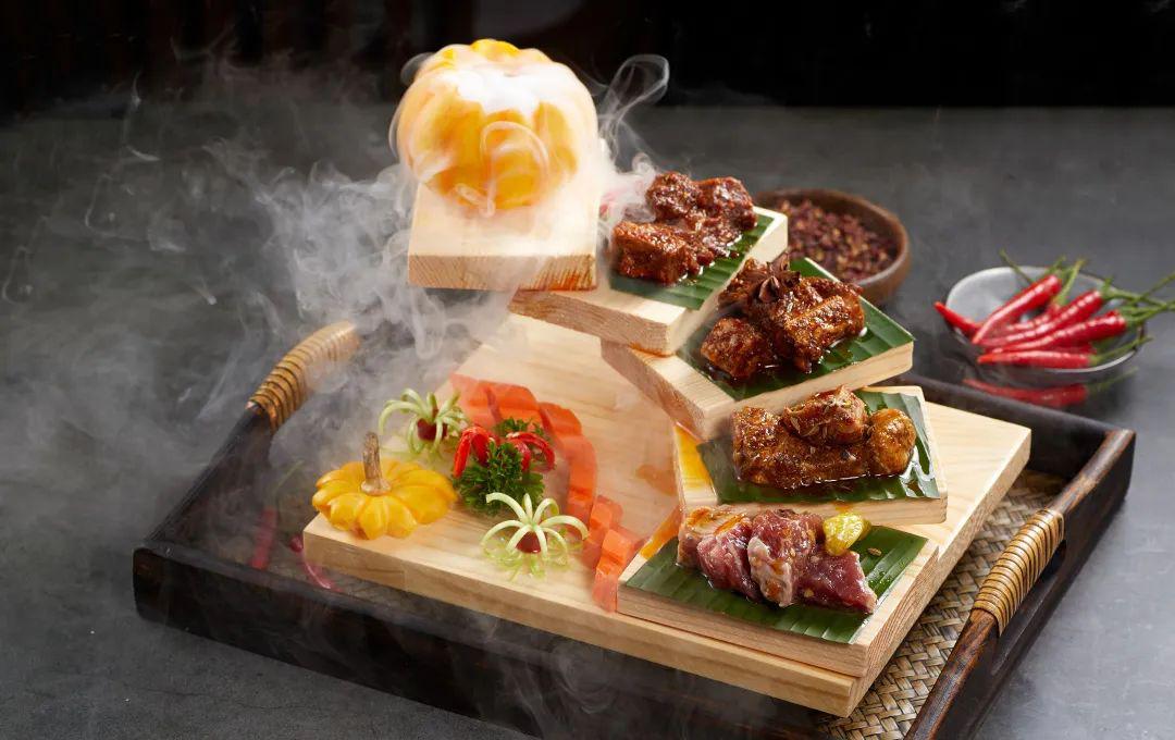 浦东晶耀前滩本周六起人气美食代金券限时抢50元团100元开启线上美味