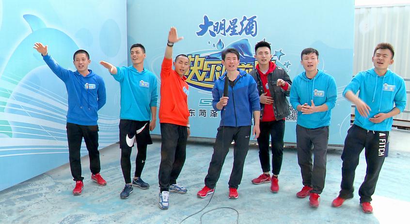 嘉仪快冲赛道过生日,帅哥为她制造惊喜,众人送来祝福!_向前