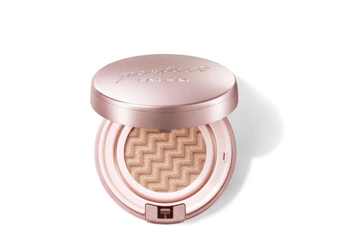 熬夜如何快速自救卡姿兰水润无暇气垫霜遮瑕又养肤