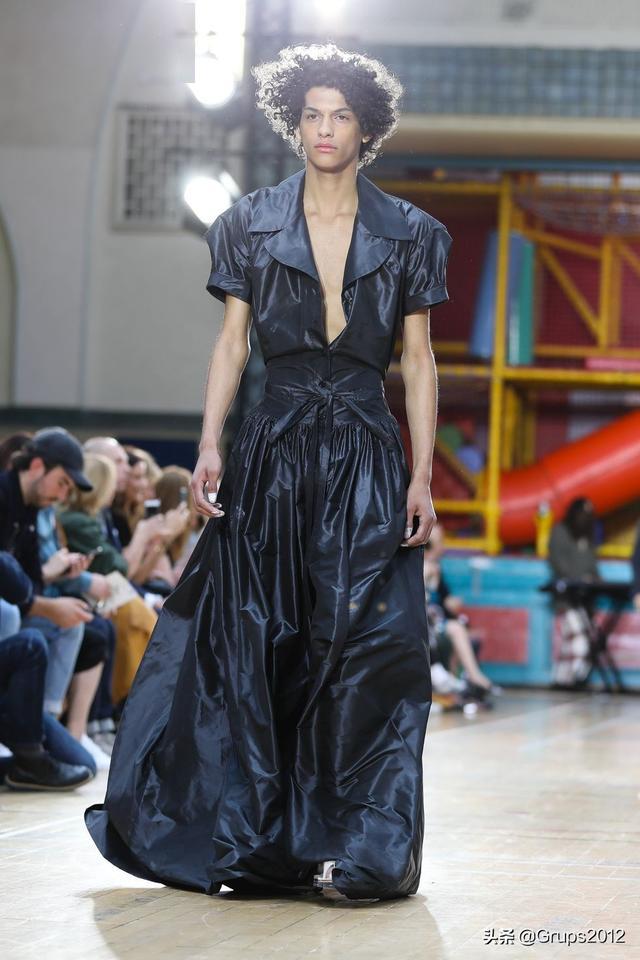 丹尼斯罗德曼穿婚纱男士裙装演变史