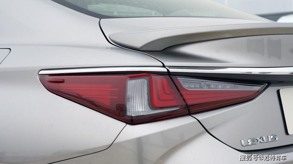 纺锤形中网 矩阵式大灯,百公里油耗4.2,网友:就算加价也要买