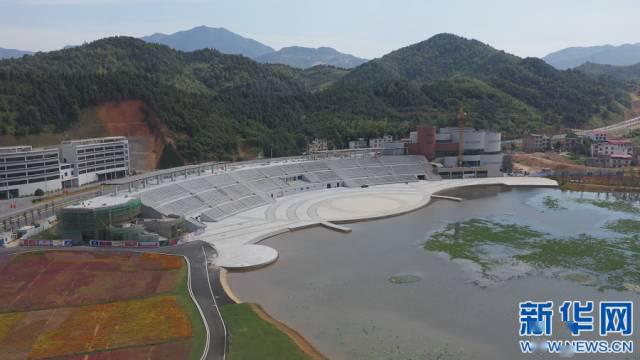 江西上栗烟花爆竹产业三转转出新路径