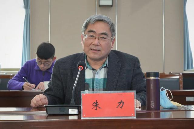 经济学教授孙耀武,南京大学社会学教授朱力等3位专家对街道网格化社会