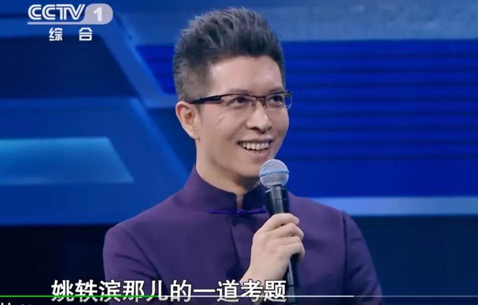 12亿观看卖出4000万当朱广权直播带货我看到了一个国家级段子手的素养