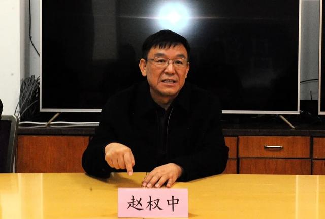 另外,市工商联党组书记,市委统战部副部长赵权中介绍了我市民营企业