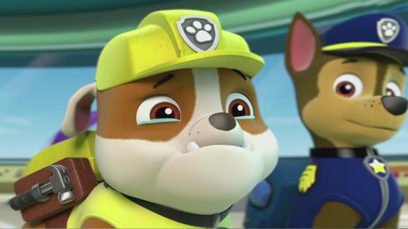 狗狗巡逻队小力哭泣想回家汪汪队立大功