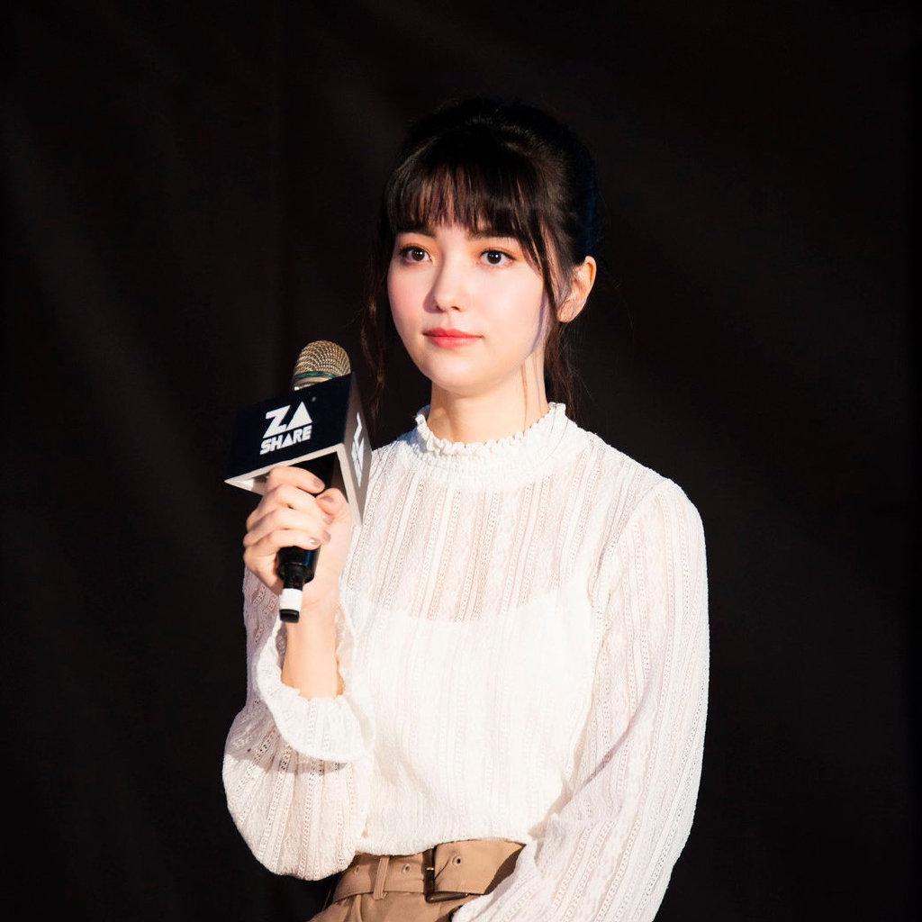 围棋界金童玉女的黑嘉嘉与柯洁二人的棋力差距为何这么大