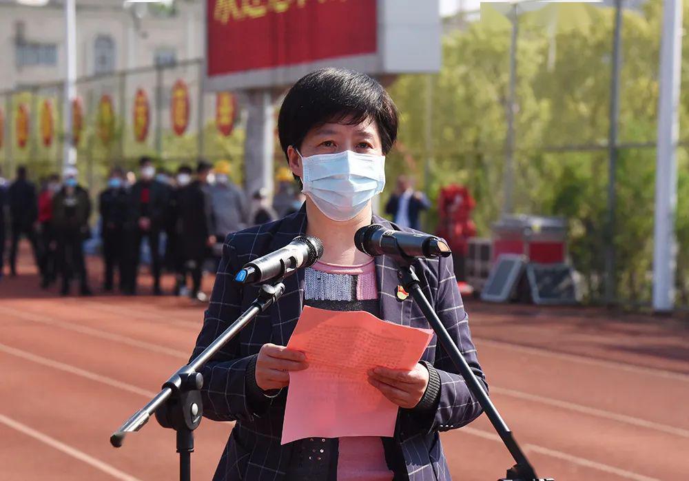 上犹英雄,回家了!_赖晓岚