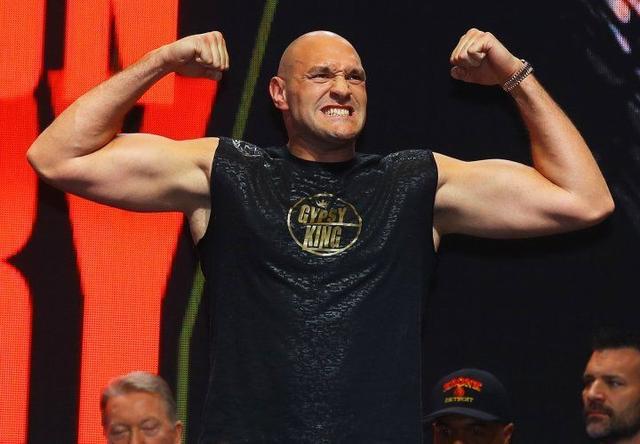 重量级当红拳王泰森富里肺炎疫情期间请大家老老实实呆家里