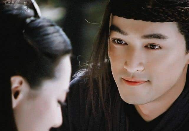 易小川,在现代游手好闲,在古代依旧游手好闲.