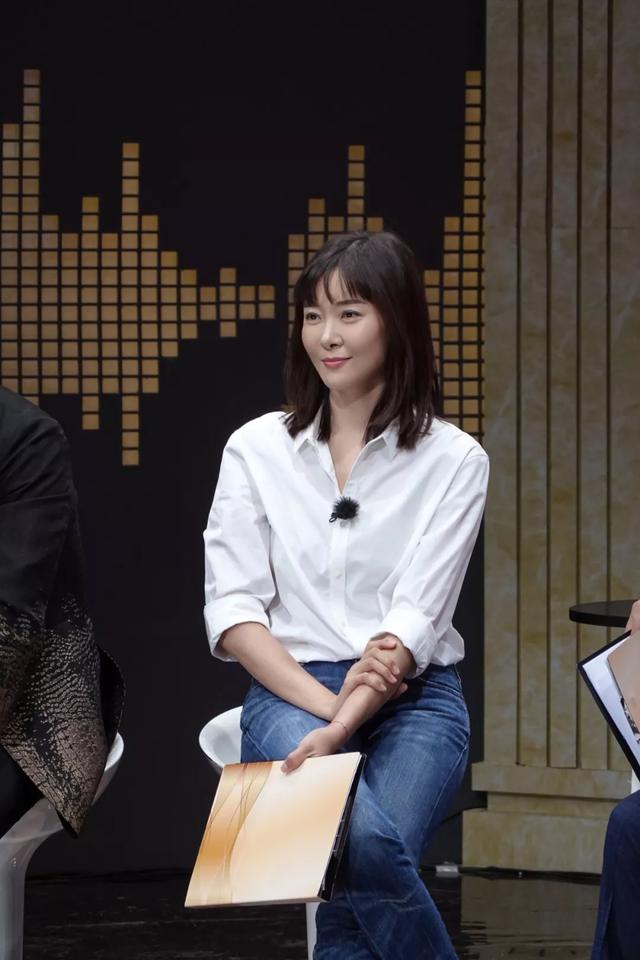 柯蓝已交出了不少作品,热播剧《人民的名义》,《急诊科医生》,《猎场