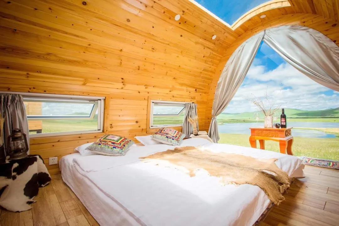 原创面朝草原春暖花开呼伦贝尔大草原网红打卡酒店推荐解决你的旅行