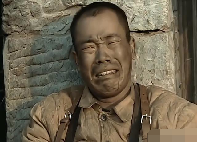 原创李云龙手下的王有胜挨了打为什么坐在街边嚎啕大哭