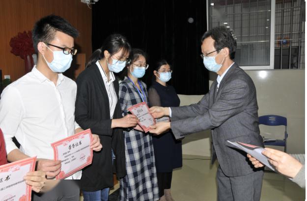 说出精彩绽放魅力收获成长盐步中学中考文化科青年教师说课比赛报道