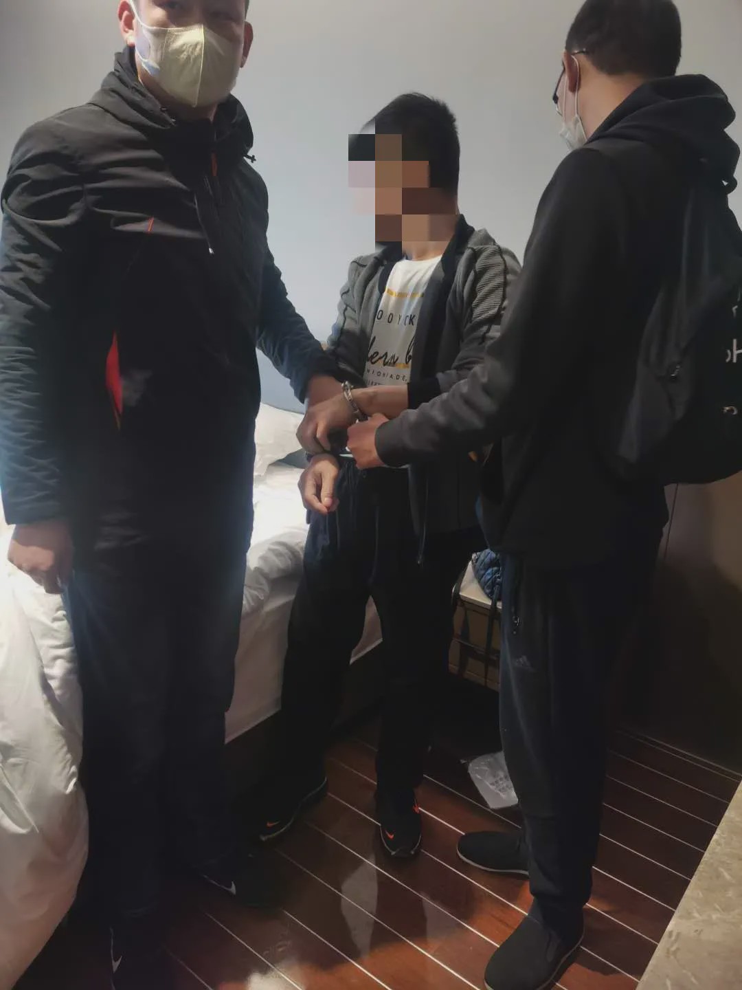 犯罪嫌疑人—潍坊卢某刚 (男,36岁)被警方抓获!