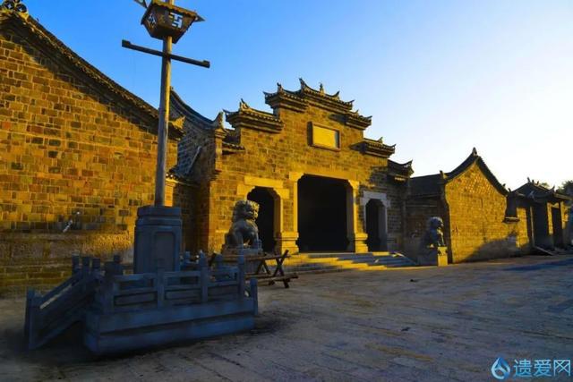 风景四季宜人黄冈市府黄州城飞速发展高速公路连接南北东西城铁高速