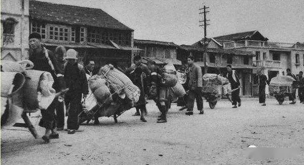 解禁回梅川看望93岁老娘,听她激动诉说民国时期跑反躲瘟疫_飞机