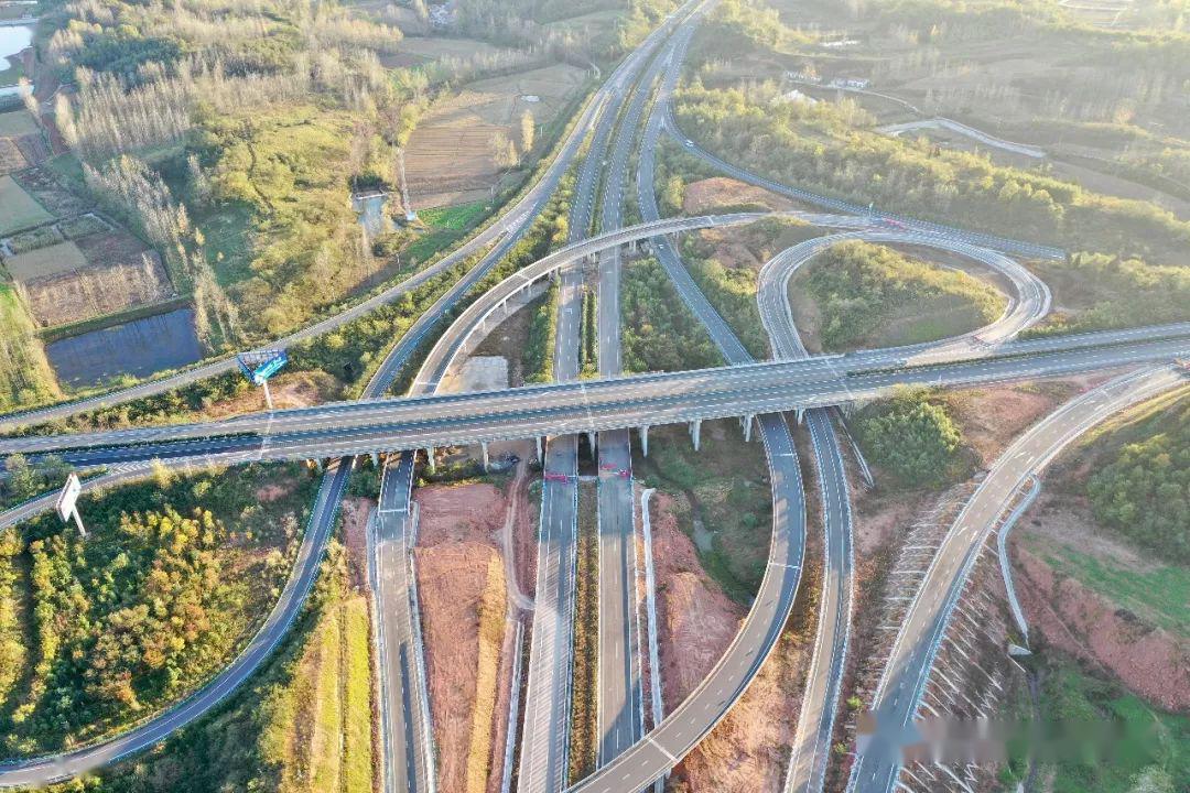 襄阳两条高速公路即将通车!