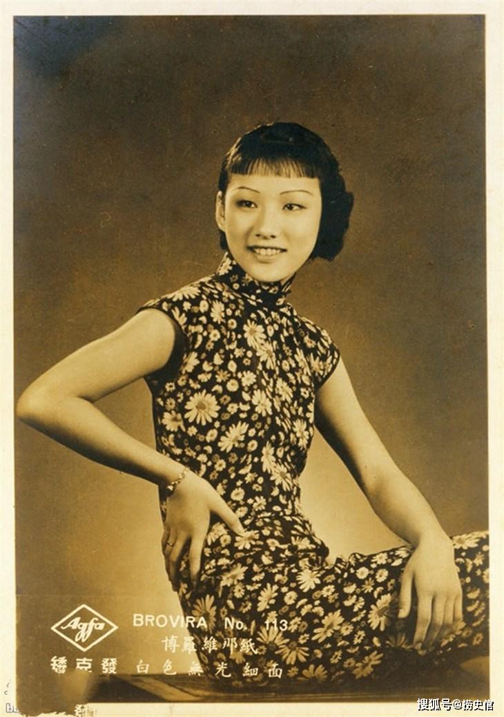 民国女子肖像照,有一种婉约气质