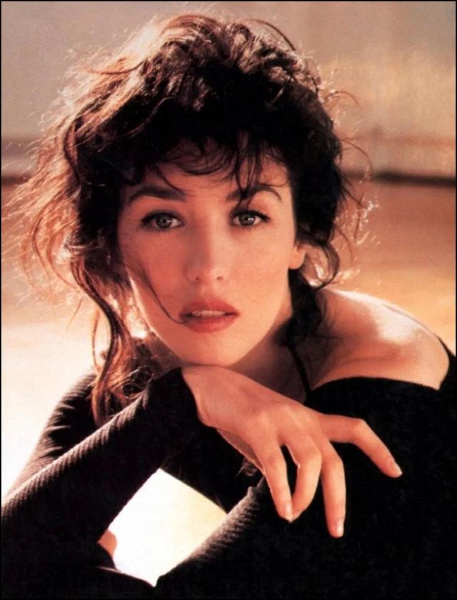 原创曾演禁片五夺影后未婚生子法国第一美女阿佳妮性感叛逆