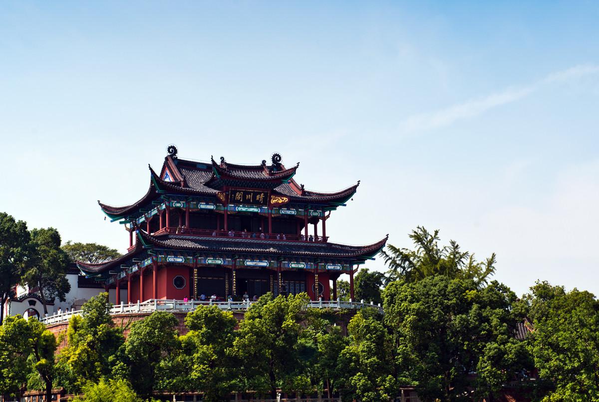 游武汉晴川阁瞻大禹治水功绩赏古今书法碑匾