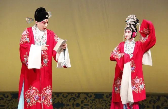 戏曲课堂第八十讲戏曲舞台上的行头一