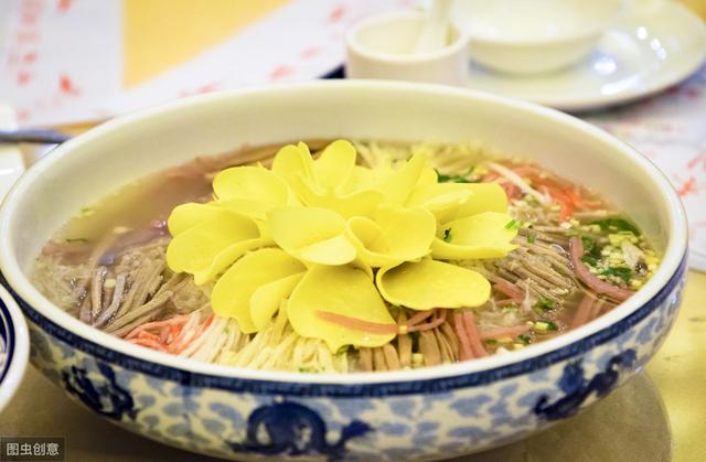 浅谈十大名菜之牡丹燕菜