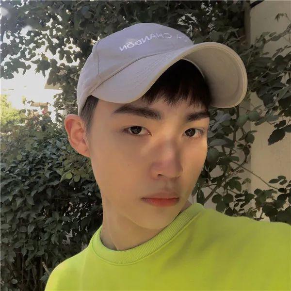 在西航本期校草赵健宇细节控超贴心微笑满分治愈的阳光大男孩