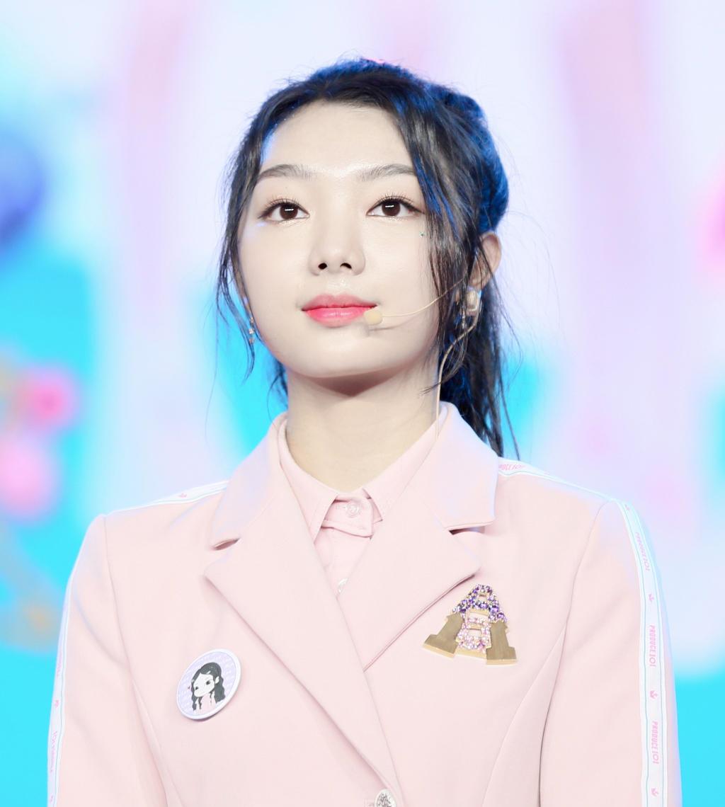 火箭少女11人原经纪公司闻澜文化被收购麦锐娱乐频传破产