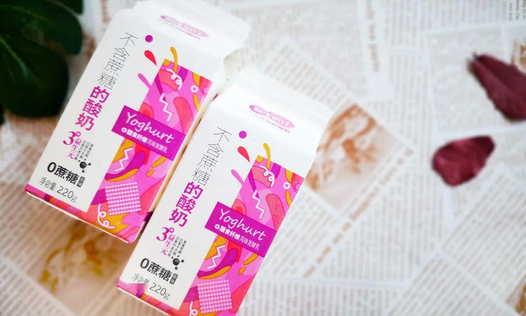 捐赠内容:在疫情发生之初,心乐乳业就已经向医院,交警等一线工作人员