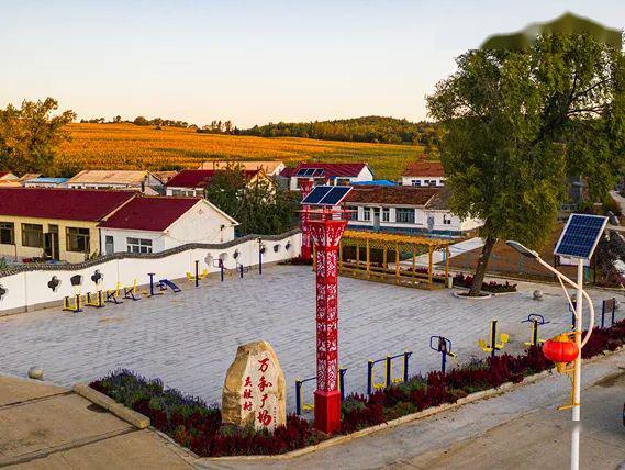 双兴脱贫记村民眼里的贴心人庆胜村村书记马文军