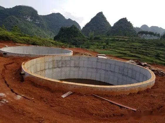 视频带你参观新建的新型水泡粪尿泡粪养猪模式及养殖现场包括设计图纸