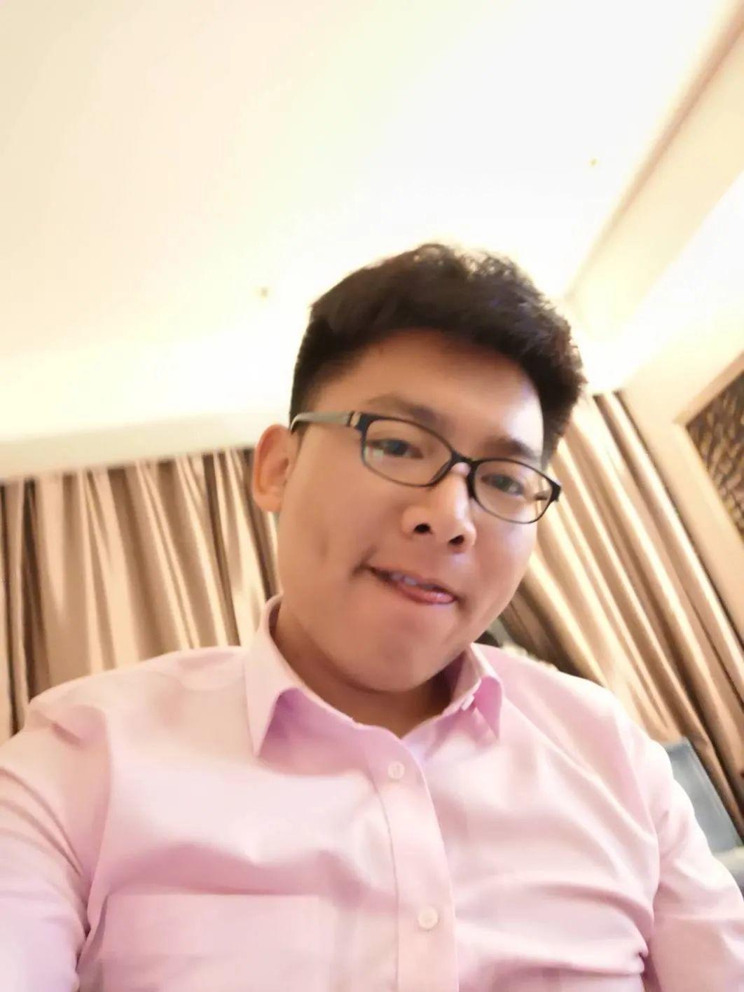 优质单身男青年:北京 | 93年 | 175 | 想自驾游中国的内蒙哥哥