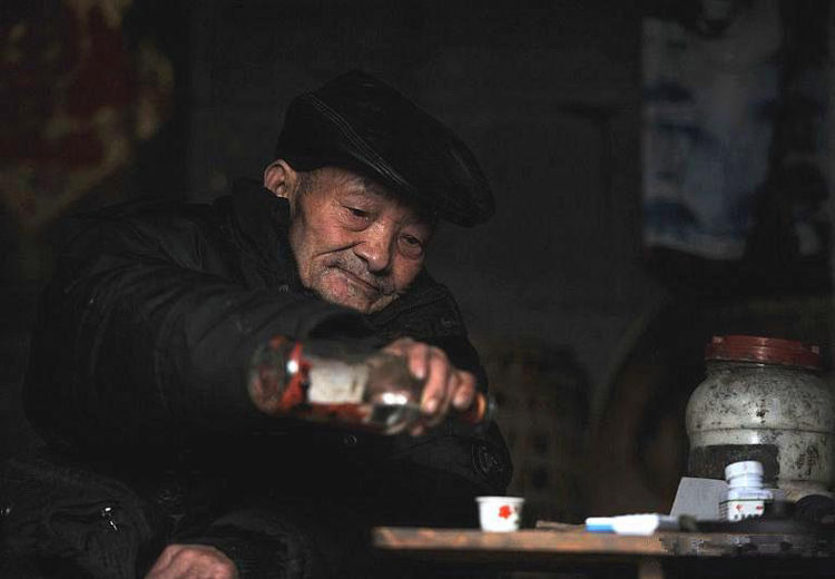 原创中老年人晚上睡觉的十大禁忌很多人不以为然了解一下受益一生