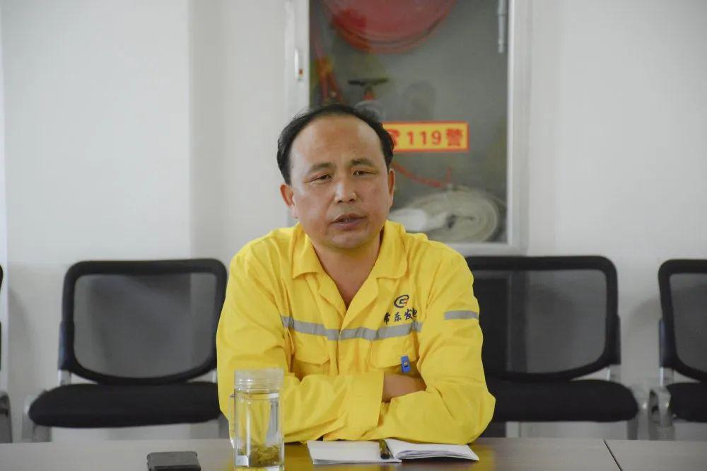 公司党委书记,总经理向涛多次主持召开焊接专题会,对焊接质量管理进行