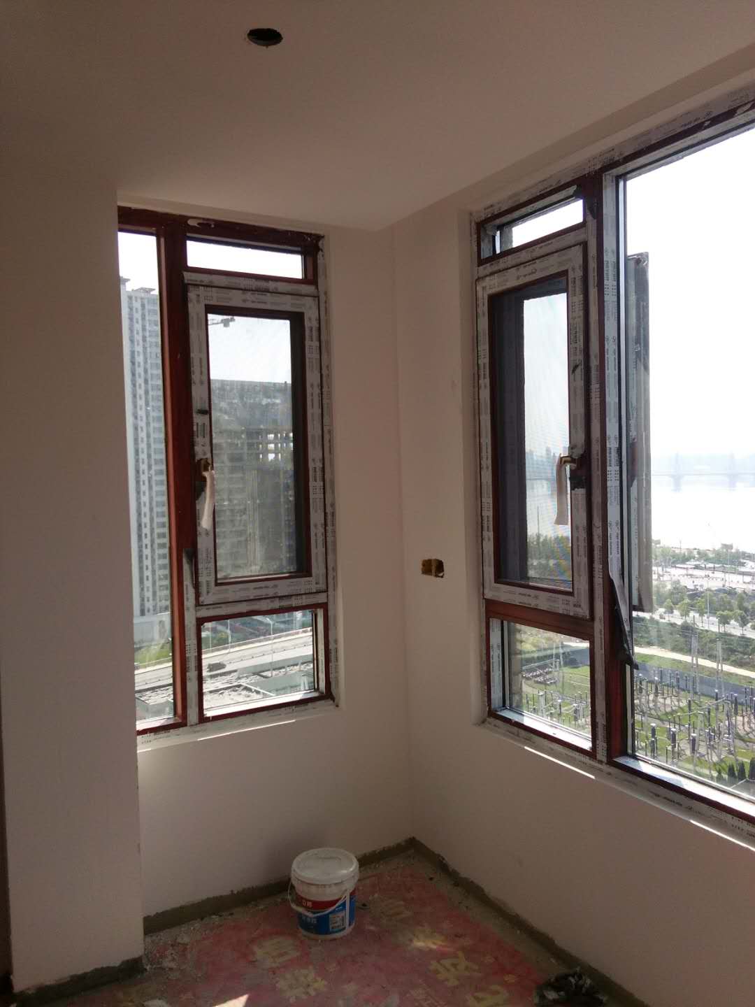 断桥铝封阳台那些事西格尔门窗装窗户图片