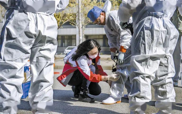 原高三频道课程安排:情景模拟 保障复课一场情景式模拟学生复课后的