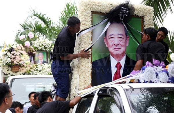 坤沙当时甘当老二 判处死刑活到79岁_罗兴汉