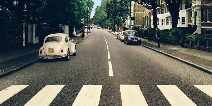 【图鉴】 abbey road封面,让披头士成为斑马线最佳代言人