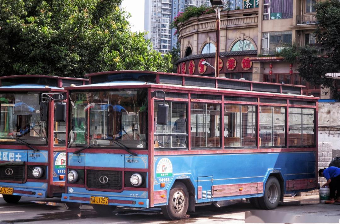 成都首条复古铛铛旅游专线车开通!你最喜欢哪一款?_新能源