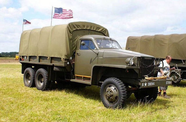 原创兵贵神速苏联卫国战争中的道路之王斯蒂贝克us6型卡车